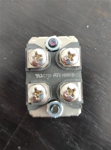 Transistor STE180N
